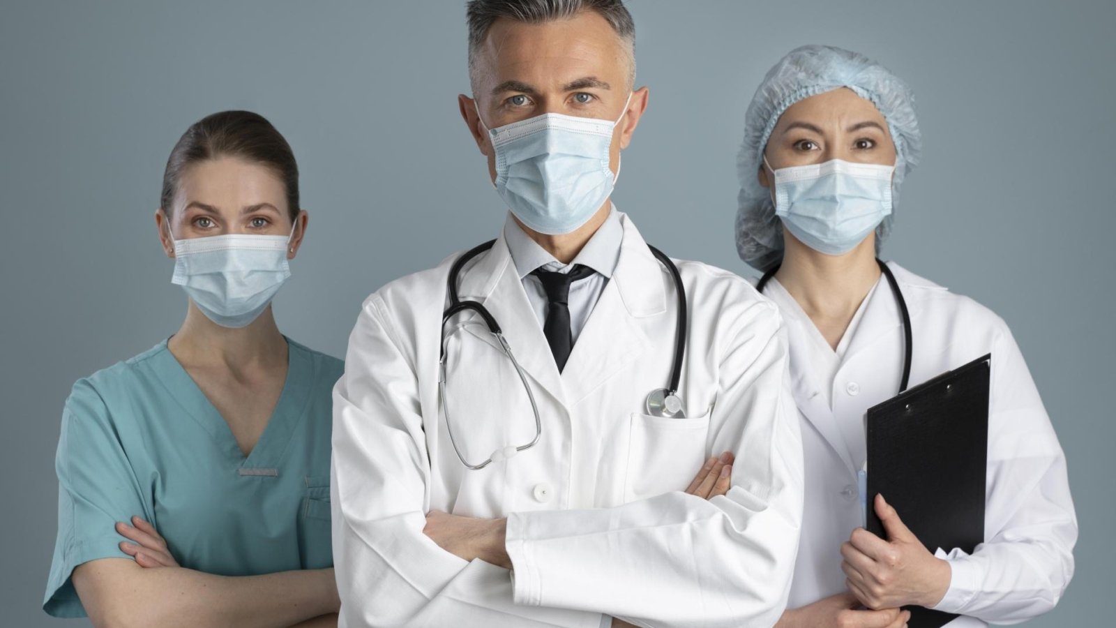 medico-enfermeras-equipos-especiales
